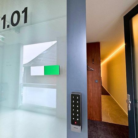 Tin Inn - Hueckelhoven - Das Hotel Aus Hochwertig Ausgebauten Ueberseecontainern Zewnętrze zdjęcie