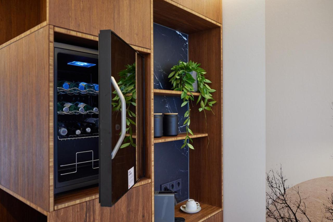 Tin Inn - Hueckelhoven - Das Hotel Aus Hochwertig Ausgebauten Ueberseecontainern Zewnętrze zdjęcie
