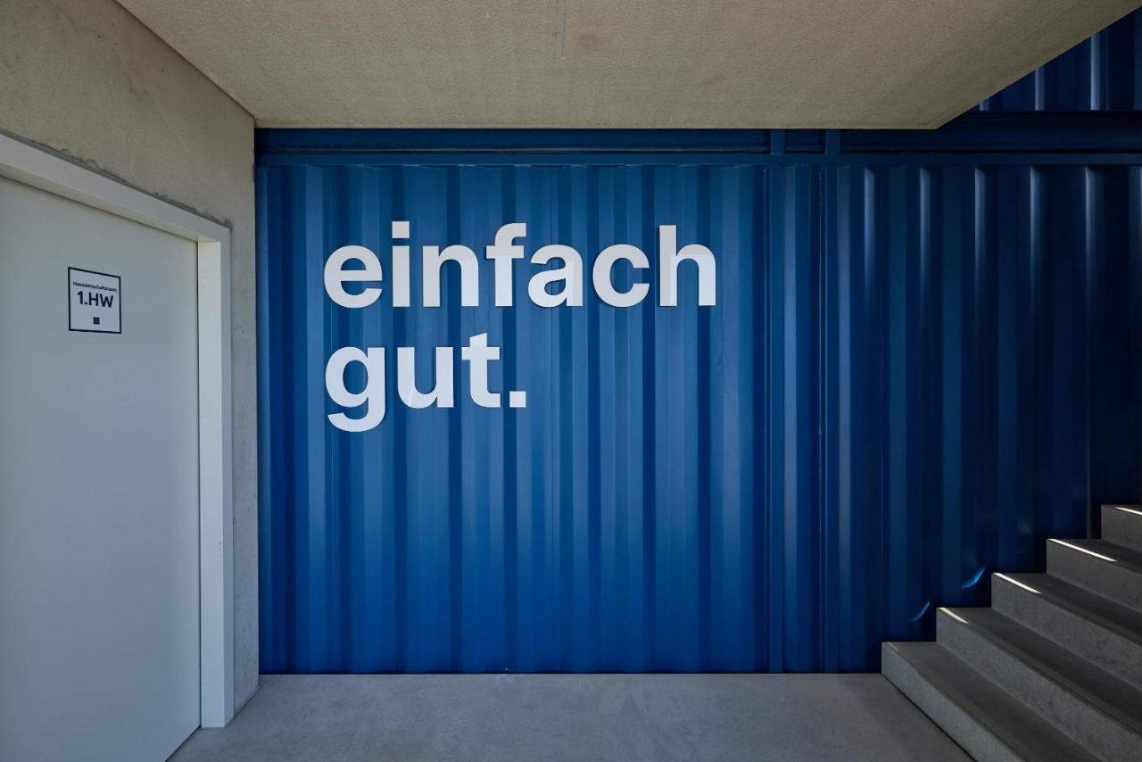 Tin Inn - Hueckelhoven - Das Hotel Aus Hochwertig Ausgebauten Ueberseecontainern Zewnętrze zdjęcie