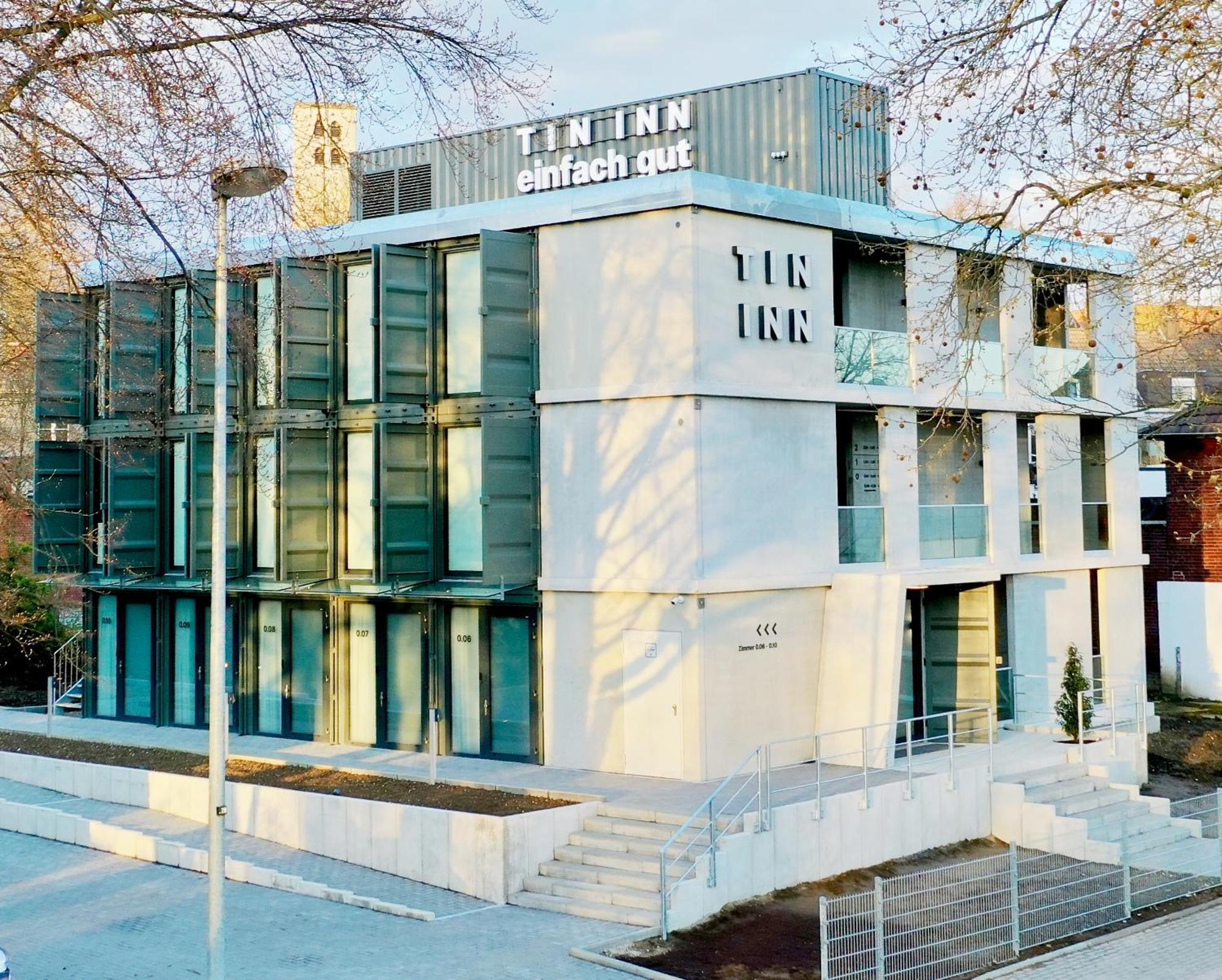 Tin Inn - Hueckelhoven - Das Hotel Aus Hochwertig Ausgebauten Ueberseecontainern Zewnętrze zdjęcie