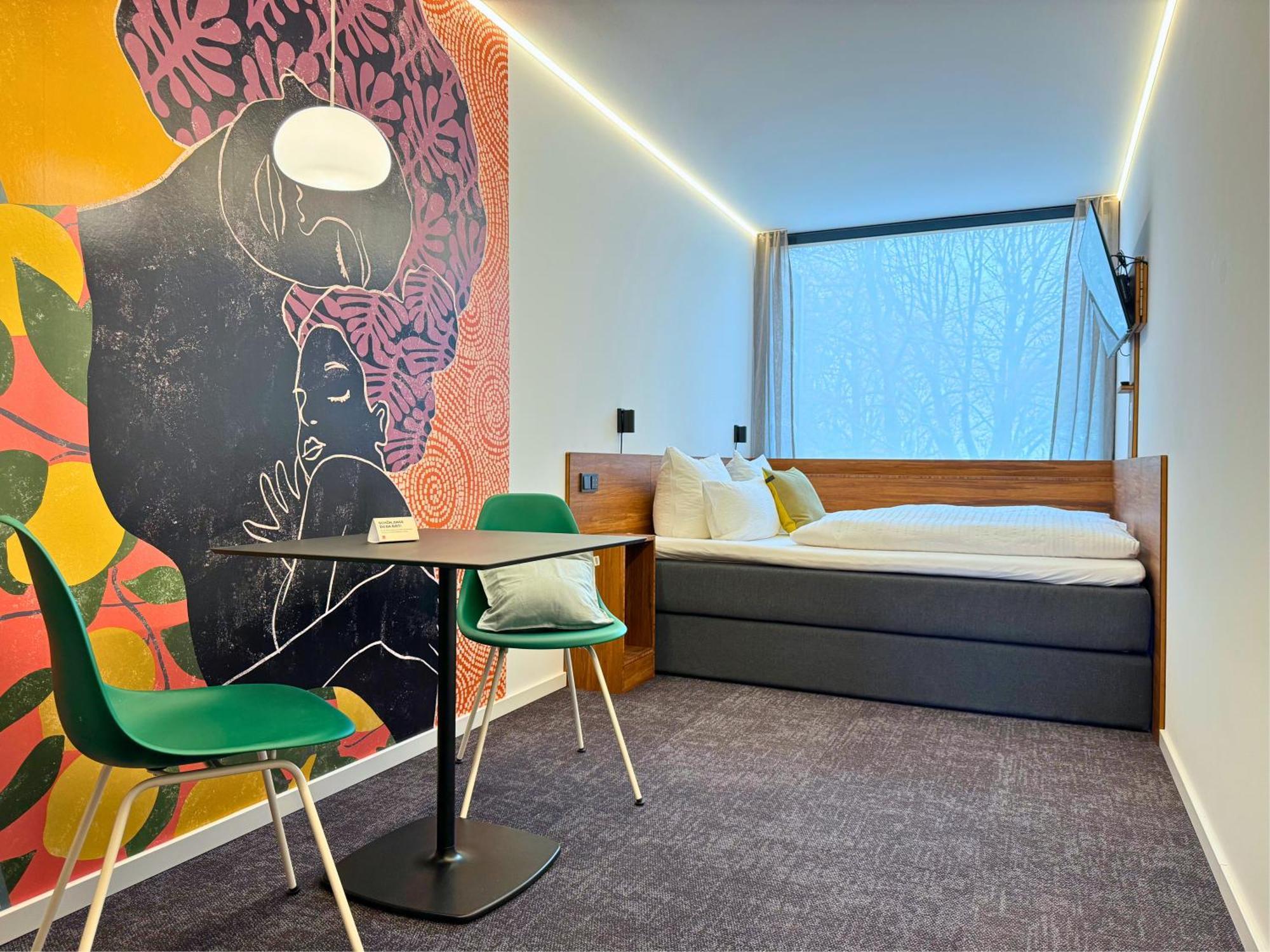 Tin Inn - Hueckelhoven - Das Hotel Aus Hochwertig Ausgebauten Ueberseecontainern Zewnętrze zdjęcie